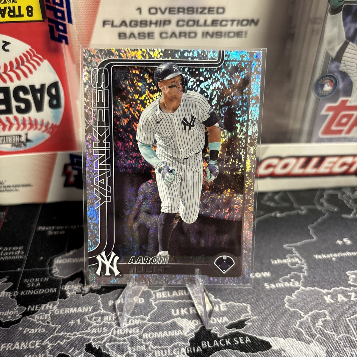 2025 Topps Series 1 - Aaron Judge #300 Sandglitter