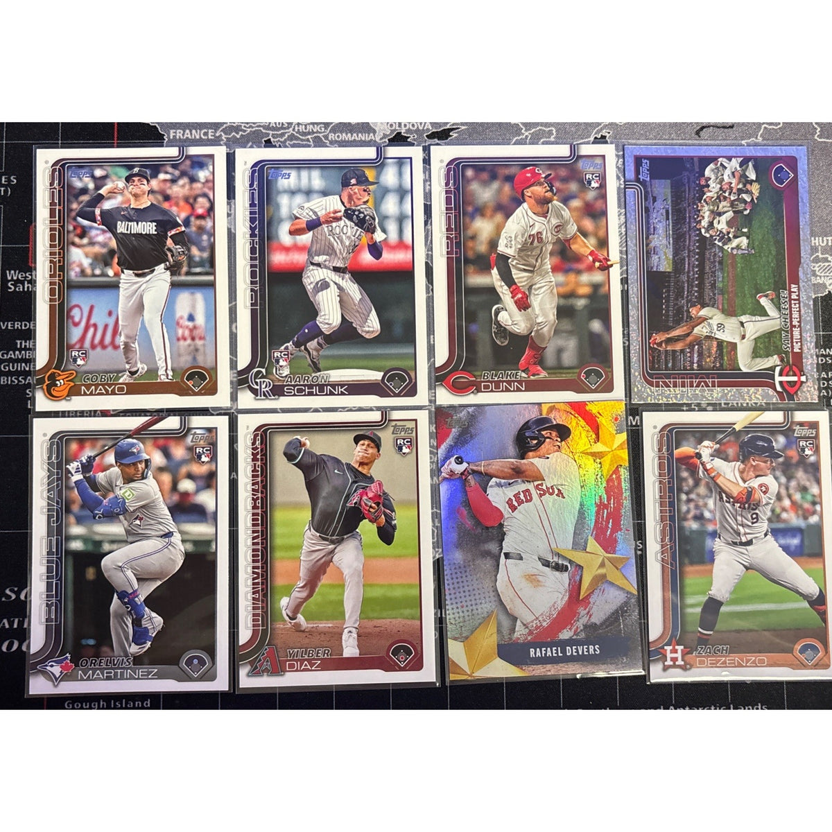 2025 Topps Series-1 8-card LOTMayo, Devers, Twins Rainbow Speckle & 5 RCs