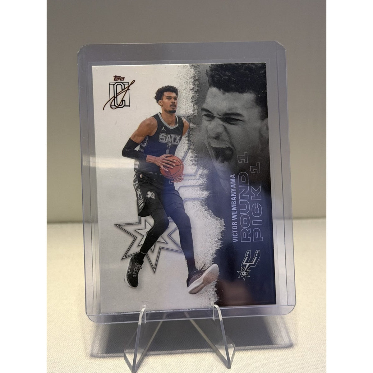 Victor Wembanyama 2025-26 Topps Signature Class Round 1 Pick 1 #55 NM